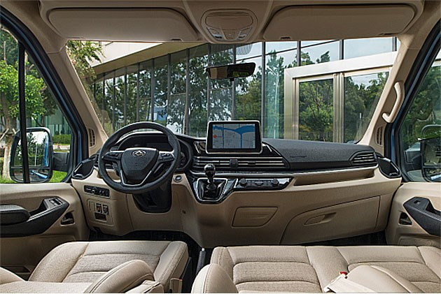 上汽大通maxusv90最新款,上汽maxusv90轻客自动挡