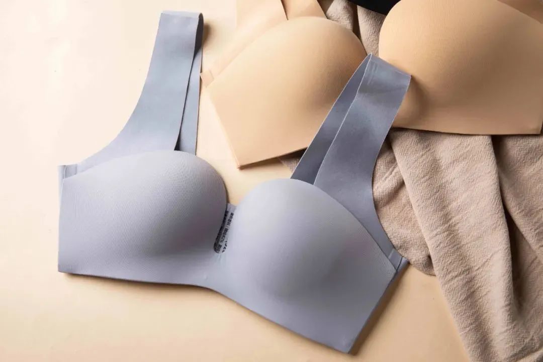 快脱下你的性感内衣，换上轻巧无负担的它