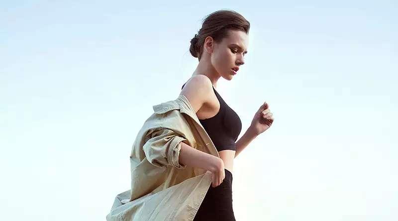 快脱下你的性感内衣，换上轻巧无负担的它