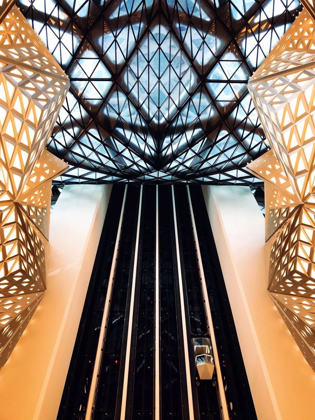 为了建澳门的酒店,米开朗基罗投了多少钱?