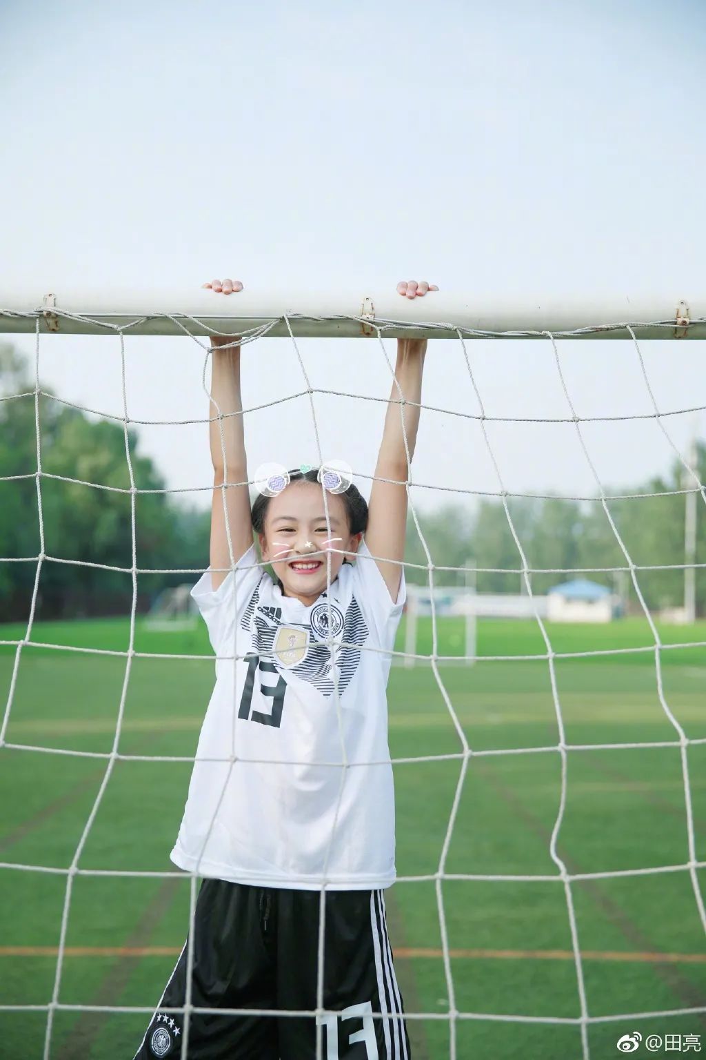 健身女孩走红,美少女健身最火视频