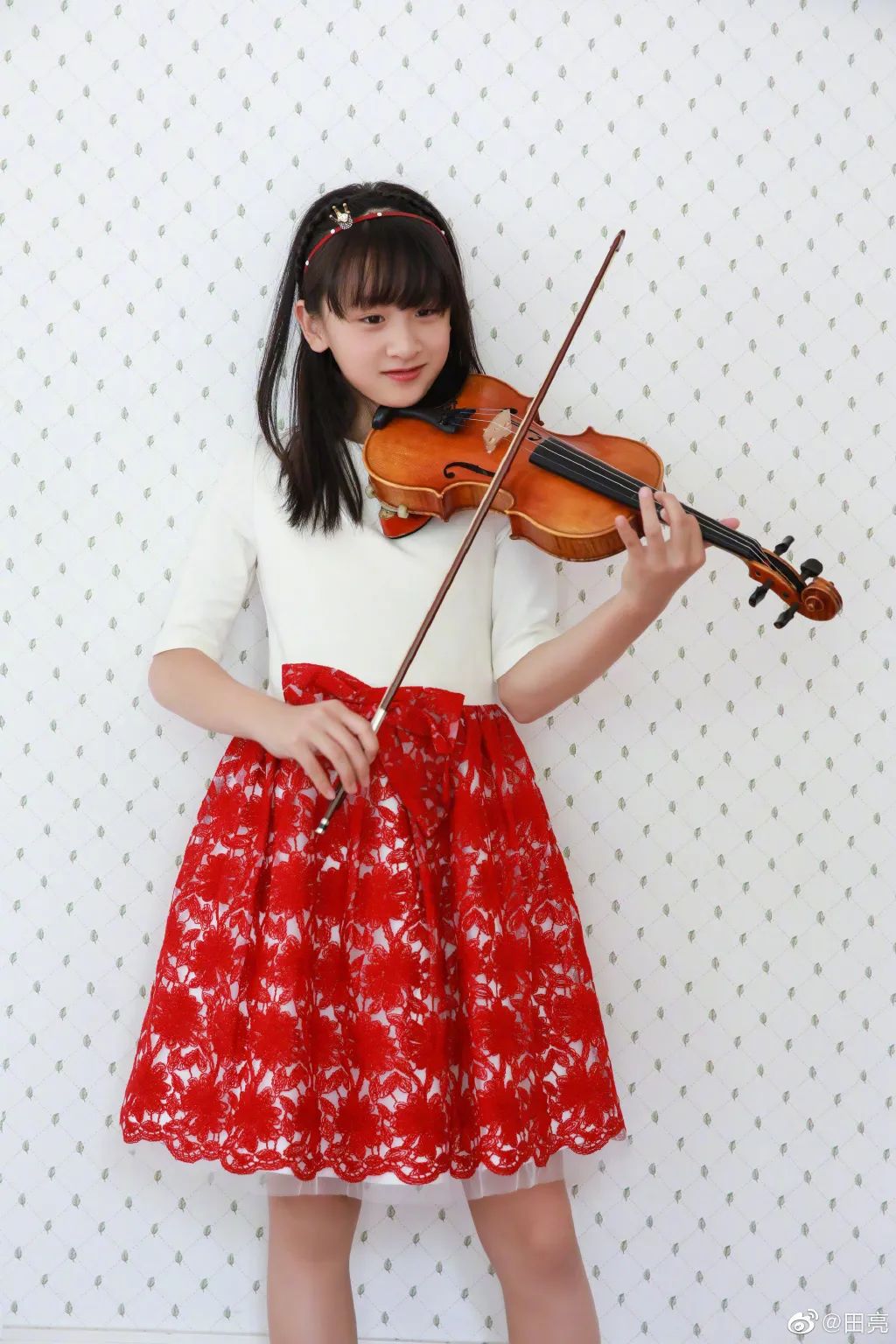 健身女孩走红,美少女健身最火视频