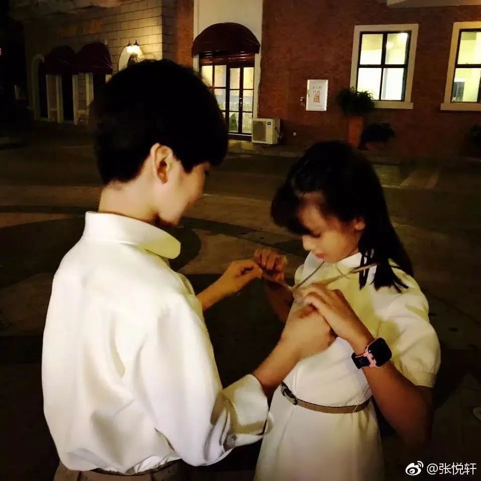 健身女孩走红,美少女健身最火视频