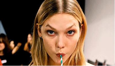 BAO美啦｜在脸上怒点七颗痣，金晨老师真的有颜任性...