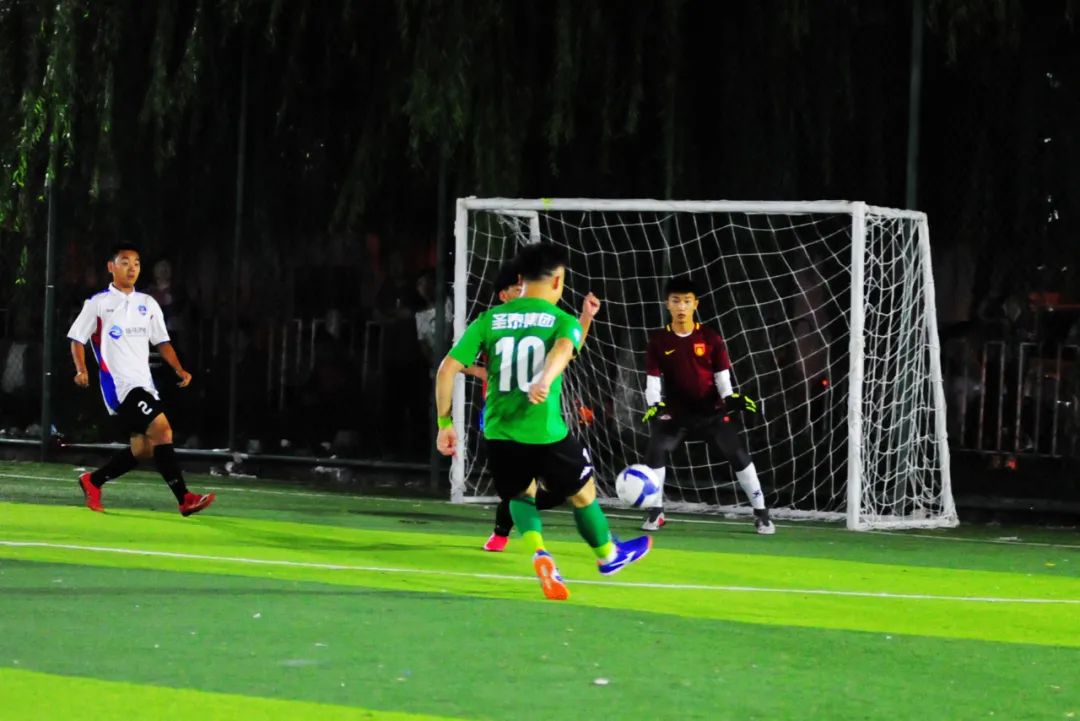 24支球队进16强后的赛程对阵规则,24支球队单循环决出冠军多少场