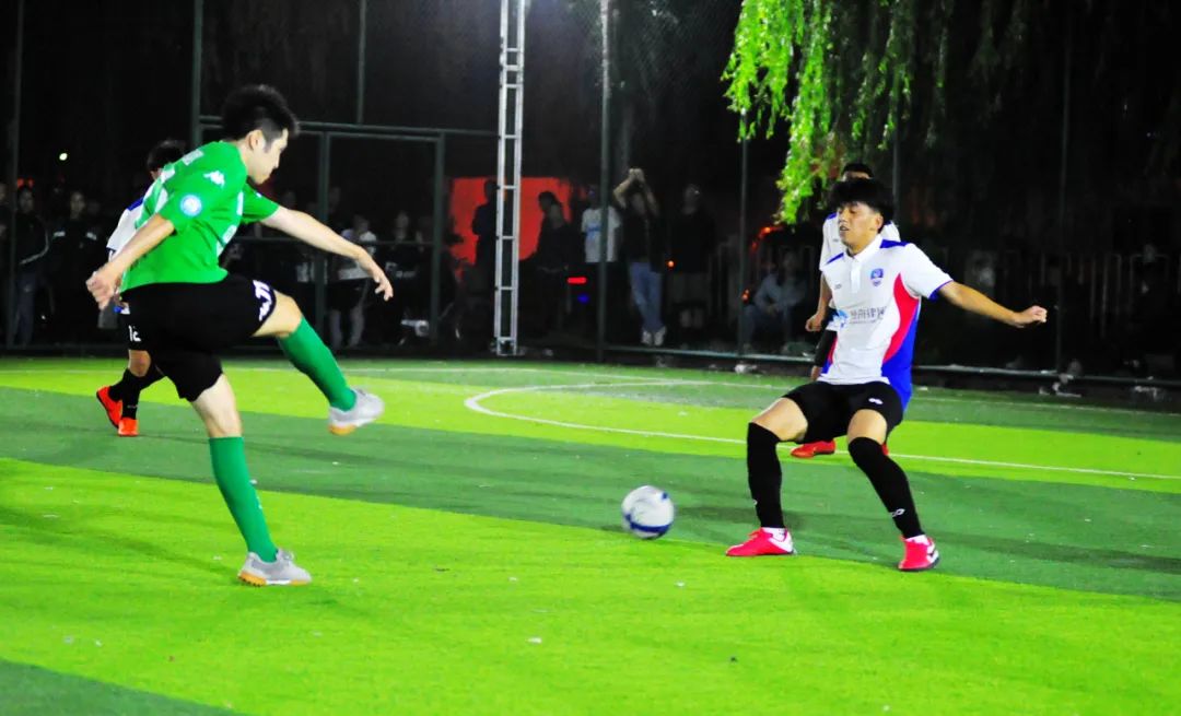 24支球队进16强后的赛程对阵规则,24支球队单循环决出冠军多少场