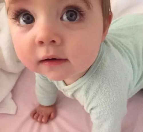 蓝光眼镜能防止小孩看手机,孩子爱看手机戴个防蓝光眼镜