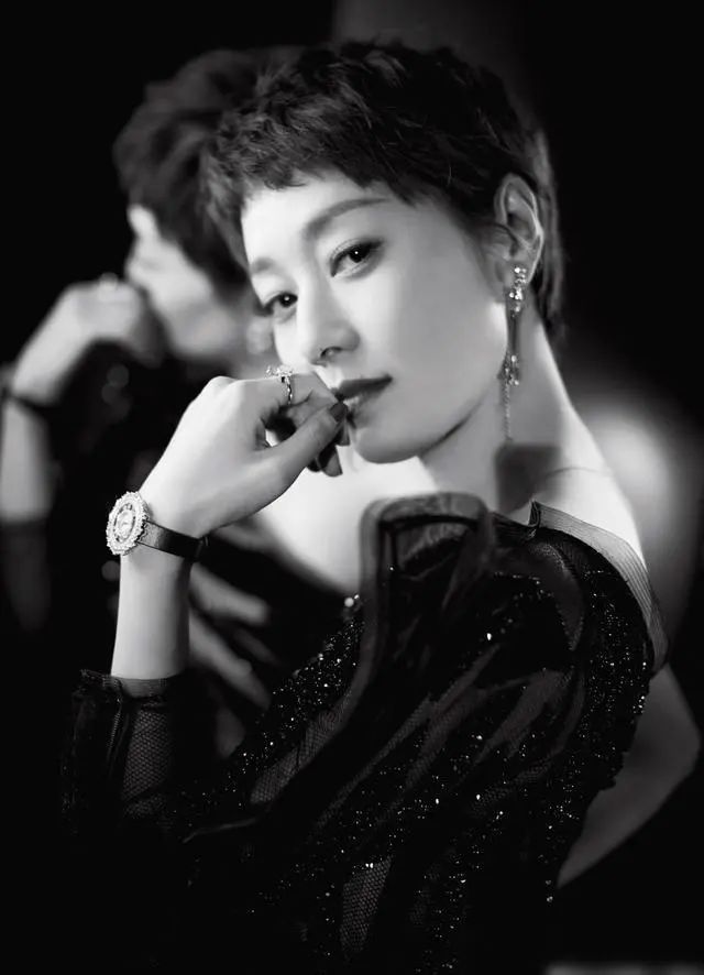 马伊琍小腹隆起,马伊琍小腹突出