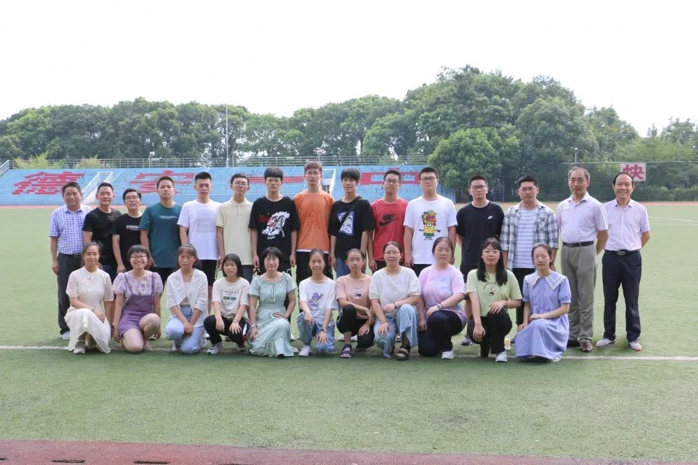 东佳文风越千年博河岸边漾清风——德安一中2019-2020学年度师德师风工作总结