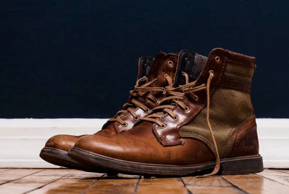 cat工装靴穿起来硬吗,cat工装靴