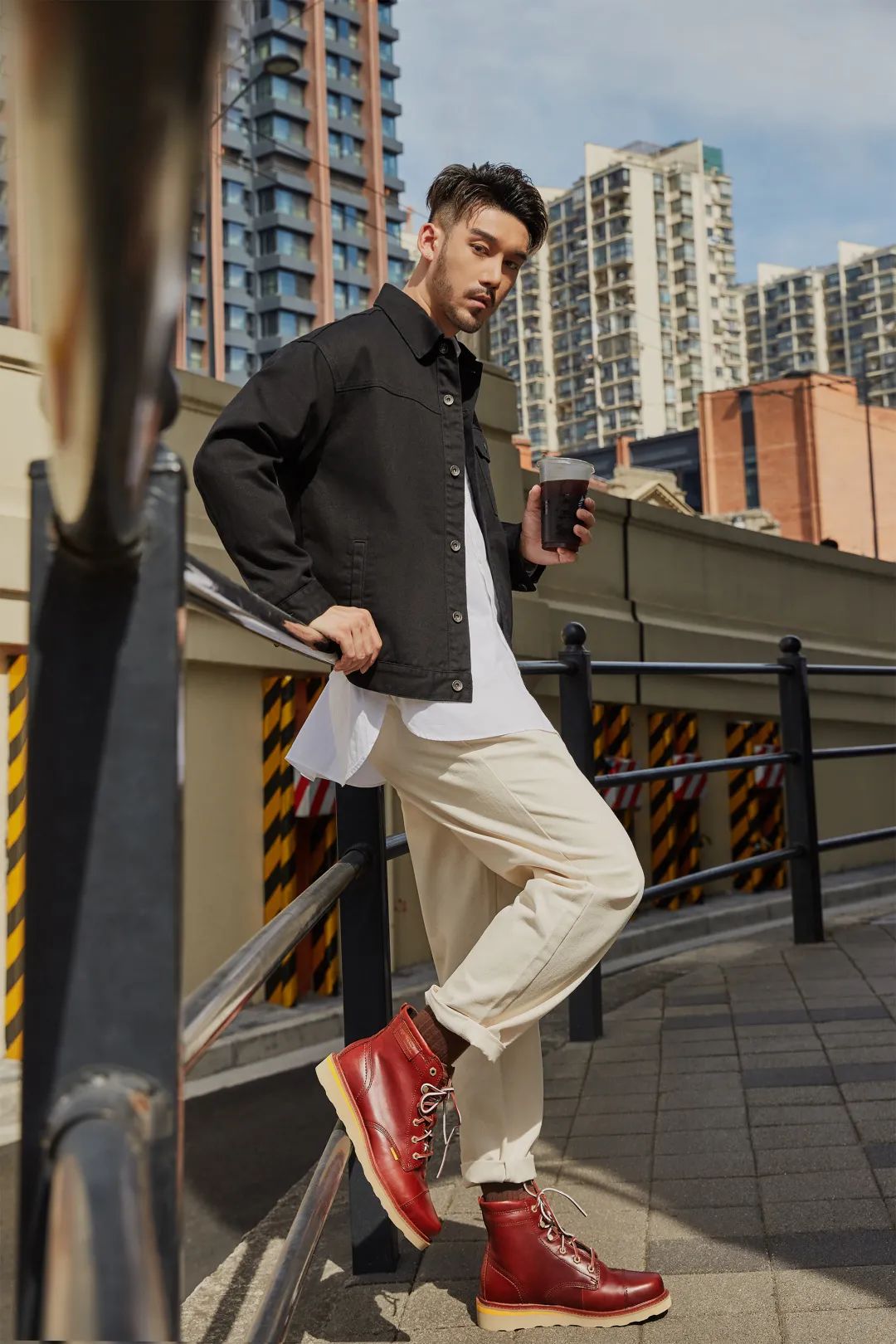 cat工装靴穿起来硬吗,cat工装靴