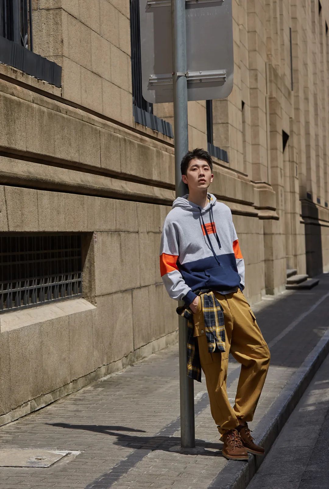 cat工装靴穿起来硬吗,cat工装靴