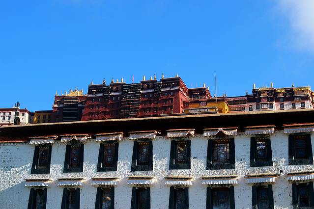 低空飞行旅游视频,大西北环线自由行8日攻略