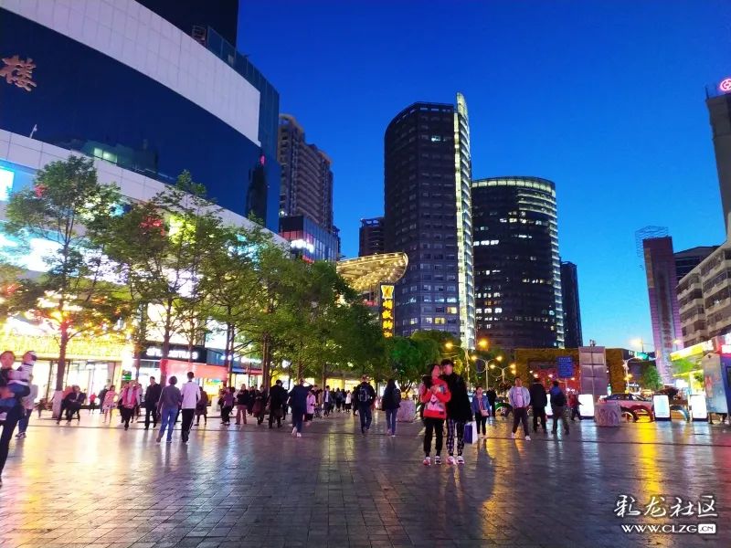 这波官方福利太给力!即日起昆明各大商圈优惠多多,吃喝玩乐都有