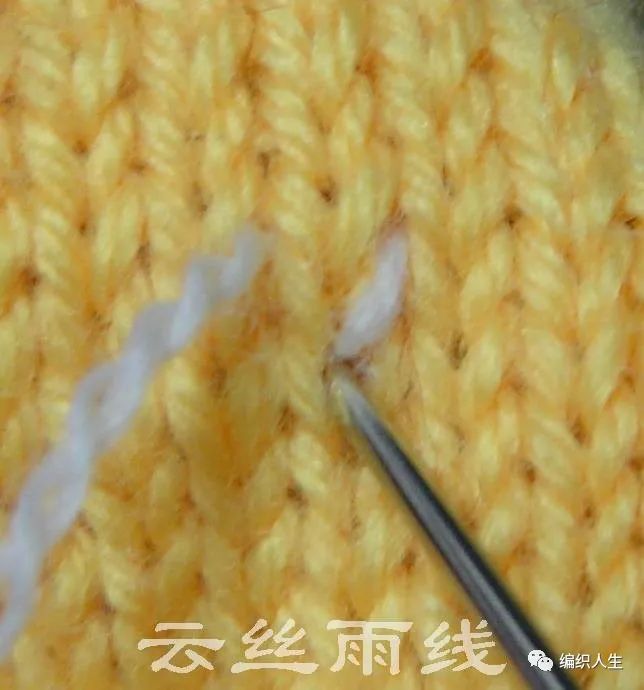 毛衣绣字的正确方法,毛衣图案怎么缝制