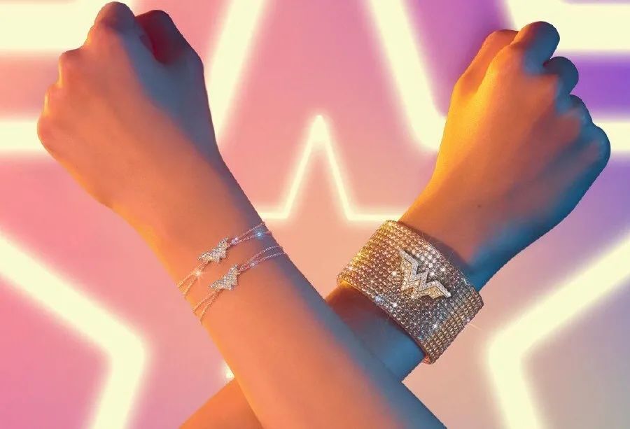 施华洛世奇天鹅向左还是向右,施华洛世奇天鹅珍珠