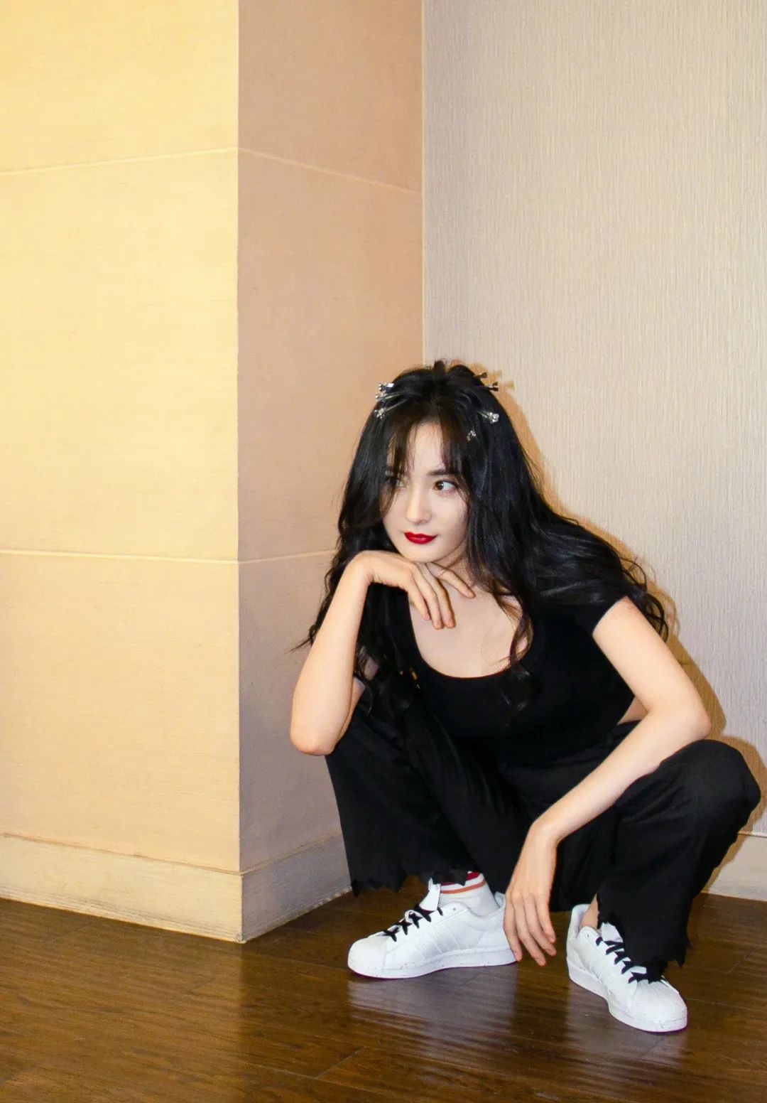 女性头发少头顶秃戴假发片可以吗,假发有的地方秃了怎么补救