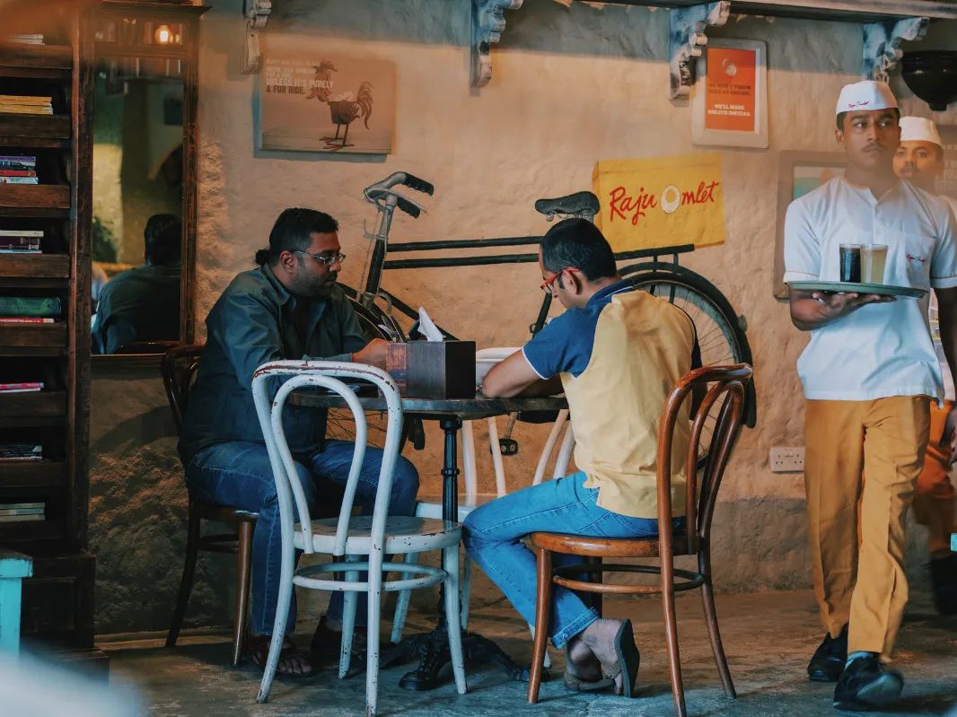 看迪拜纪录片观后感,迪拜土豪吃饭