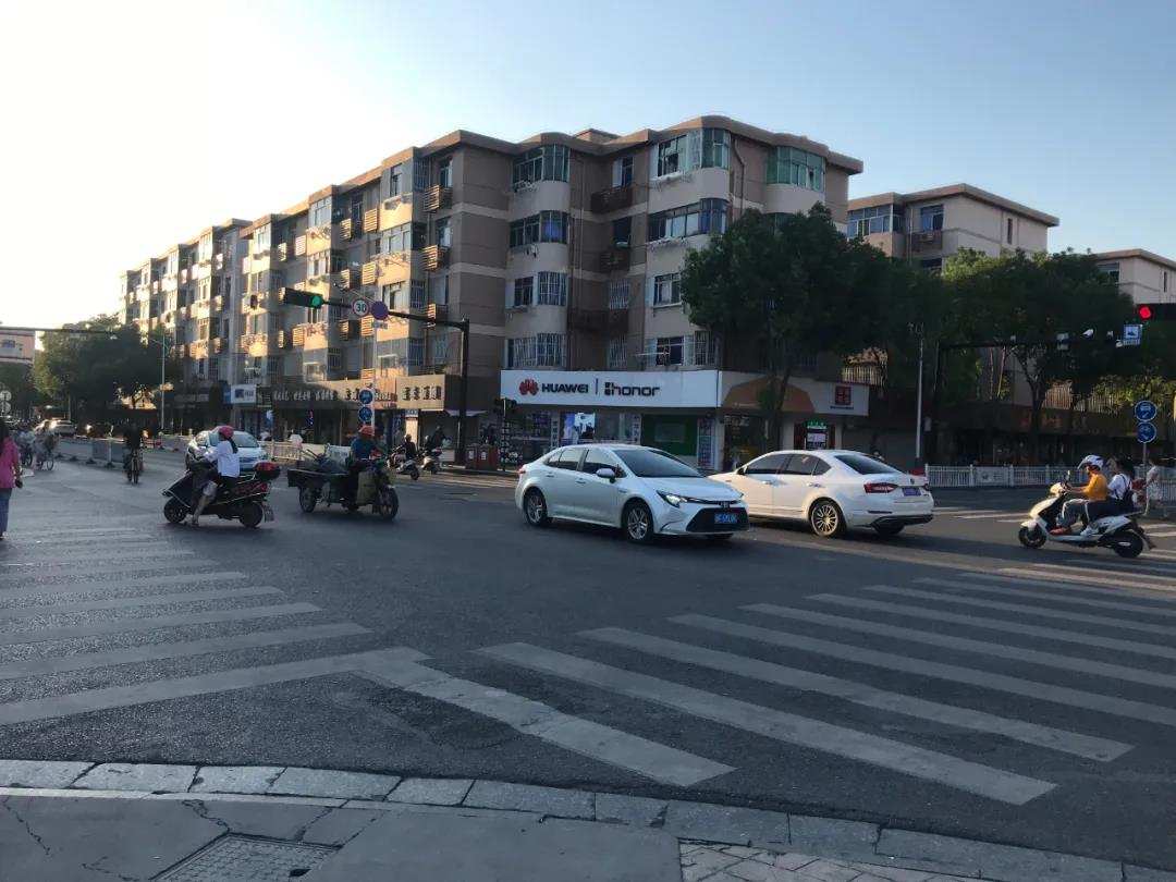 没有肯德基没有星巴克,没有肯德基但是有麦当劳的小县城