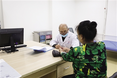 推进医养结合,医养结合托起老人的幸福晚年