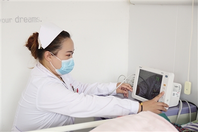 推进医养结合,医养结合托起老人的幸福晚年