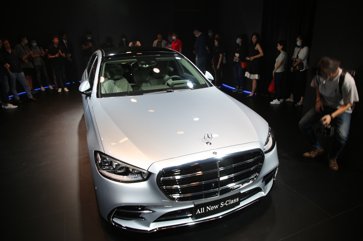 奔驰s级2.5t与3.0t实际评测,奔驰s级横评首测