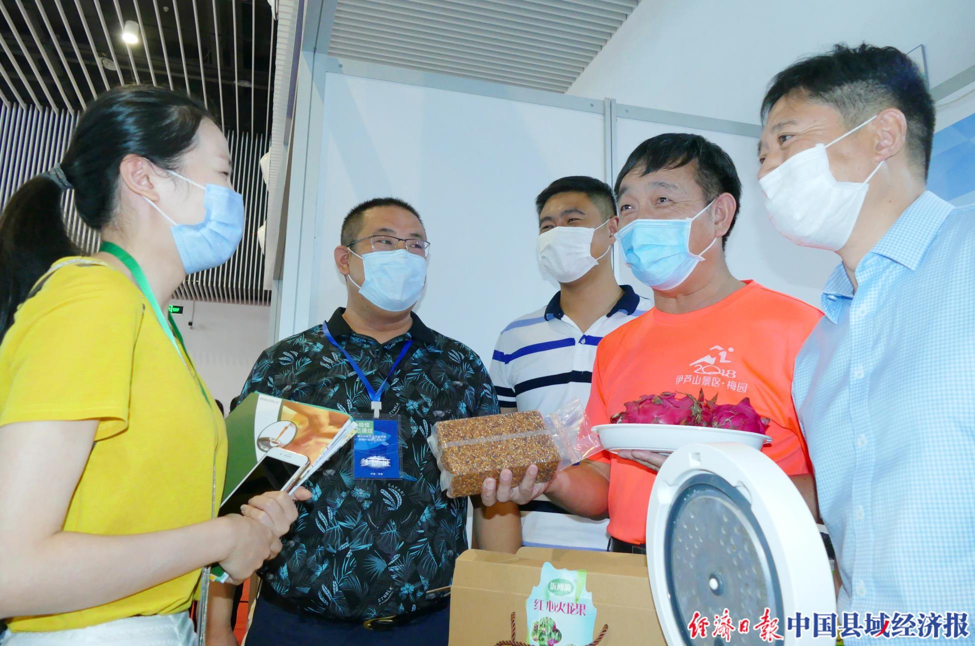 脱贫攻坚成果展图,税务系统脱贫攻坚工作