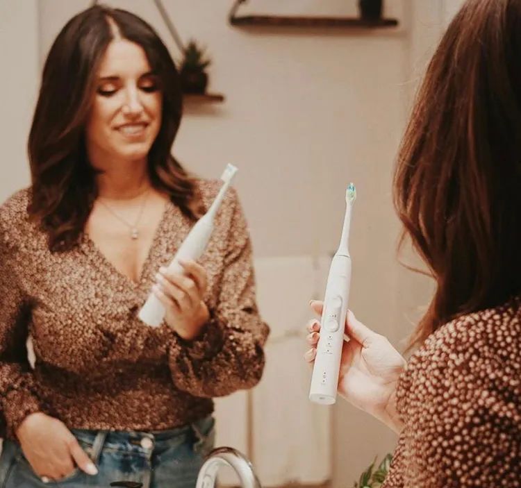 女明星笑的很好看,女明星笑起来丑到爆