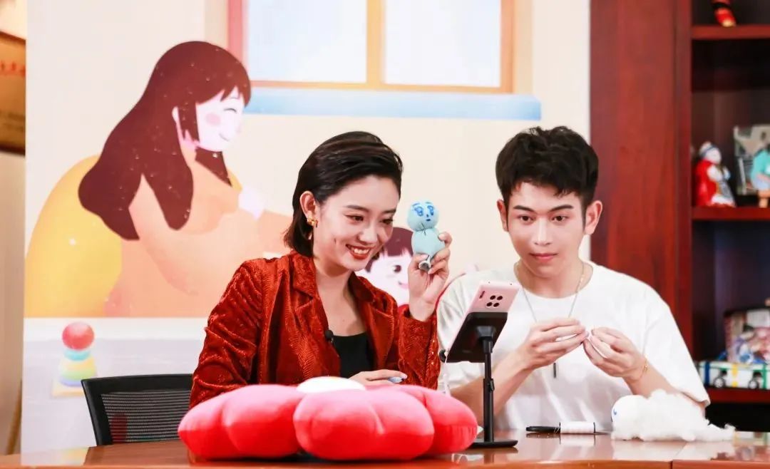 你捐赠的“人生第1课”，正在带领ta们走出大山