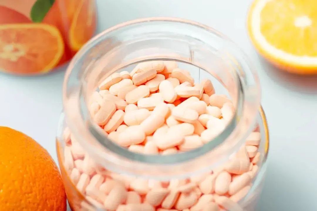 多多维a美白精华,多多补充维c