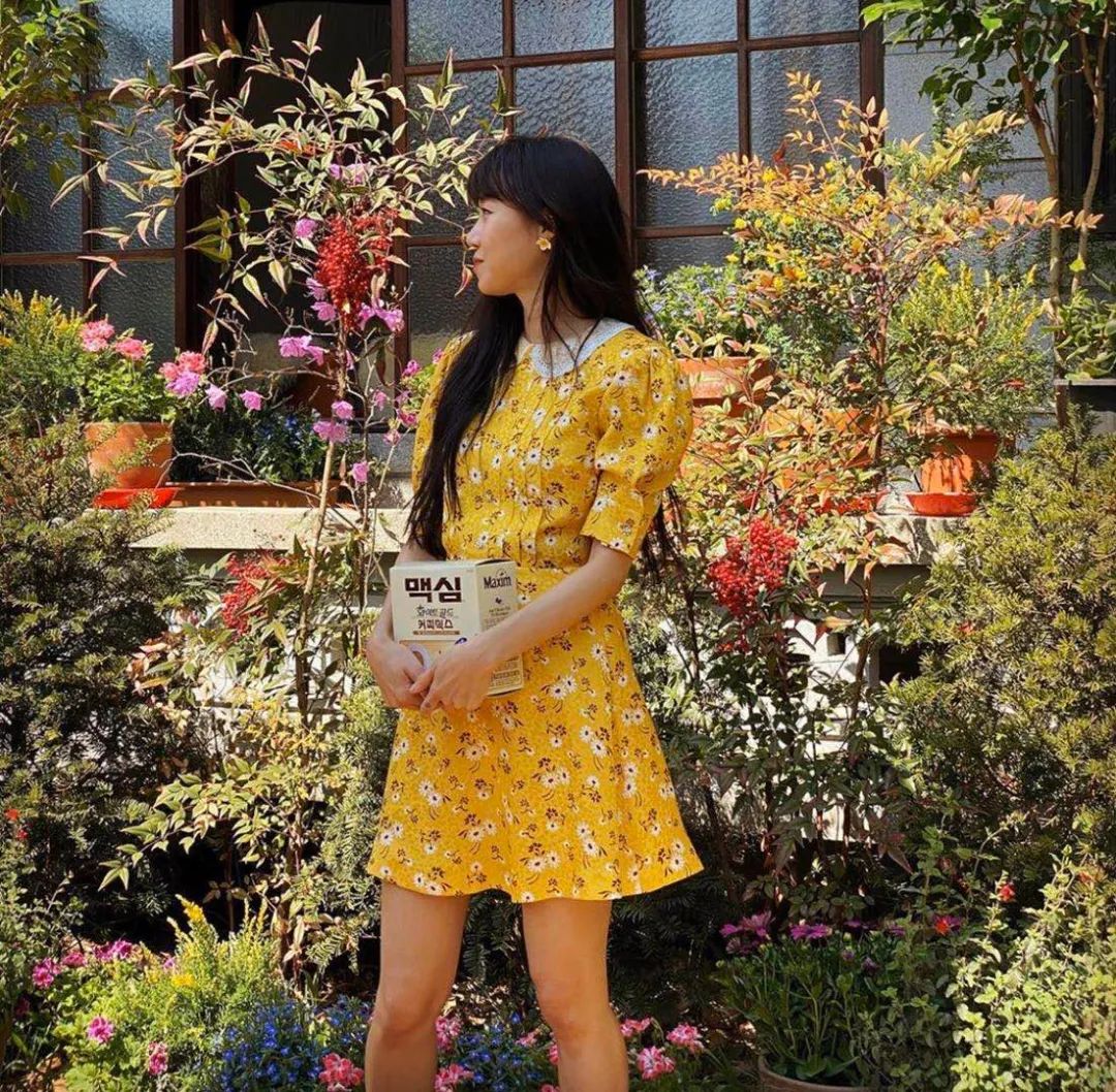 孔孝真二十岁,孔孝真私服穿搭简约时尚又高级