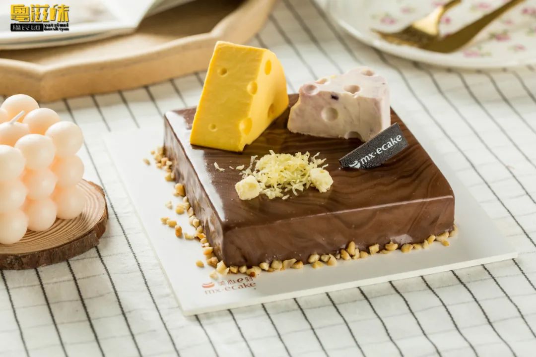 这个秋日「美心」开挂了！10款新品不出门也能吃