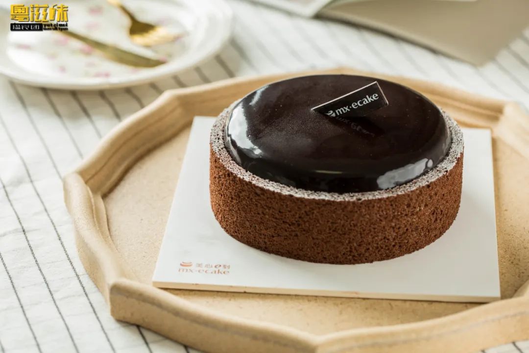 这个秋日「美心」开挂了！10款新品不出门也能吃