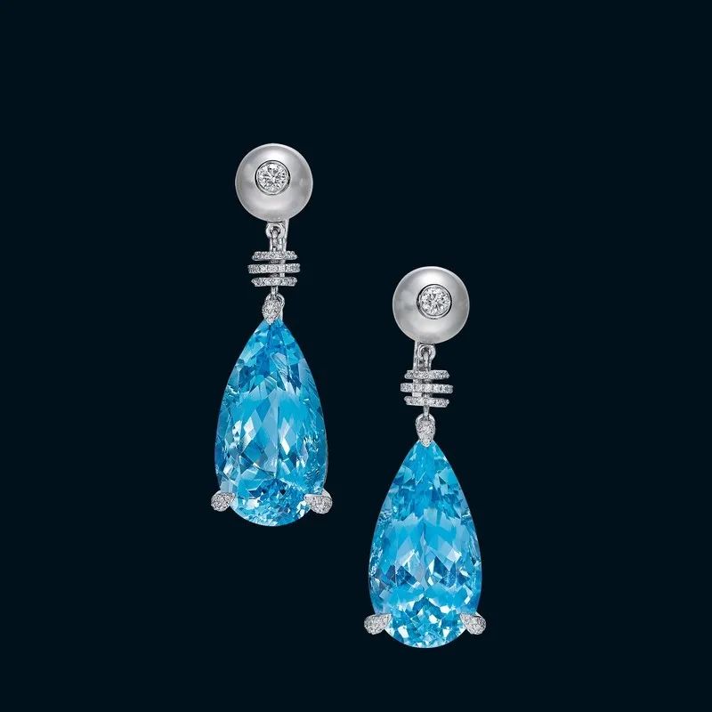 为什么宝石是五颜六色的,宝石为什么五光十色