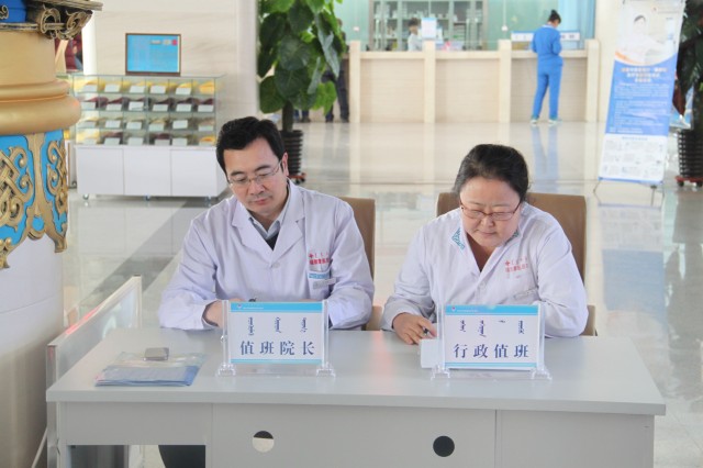 斯琴巴特尔：用好民族医药这把金钥匙