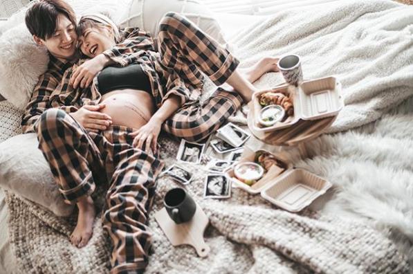 日本小哥专拍孕妇妈妈“潮流时刻”！每一张都像大片