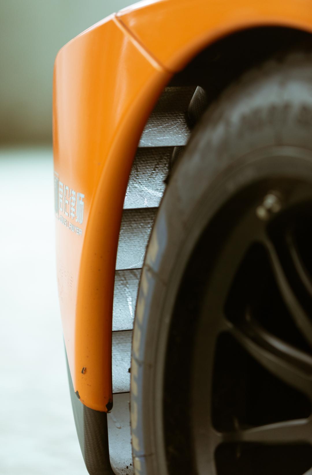 韩寒的迈凯轮赛车,究竟能有多强?