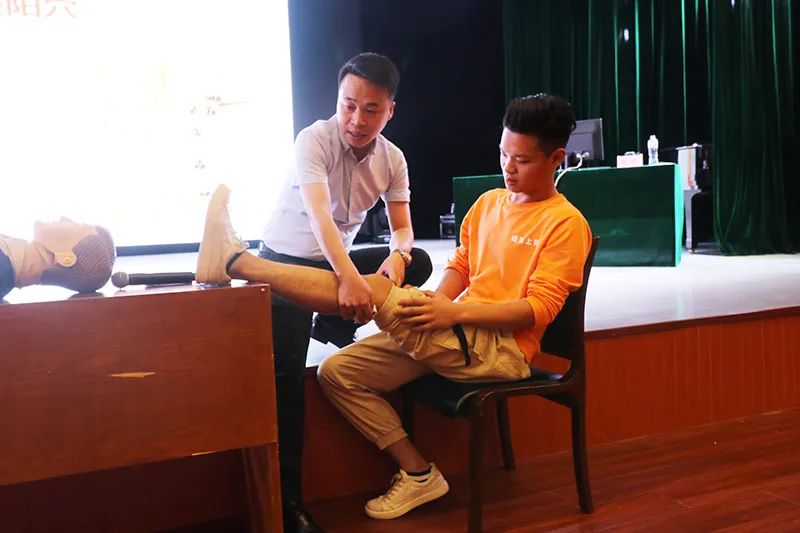 急救知识公益讲座,连云港急救知识培训哪里学