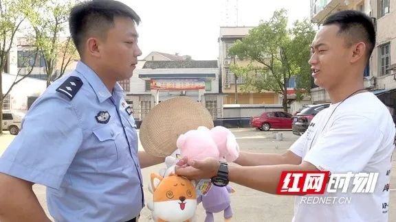 最美公益普法人,最美公益普法个人图片