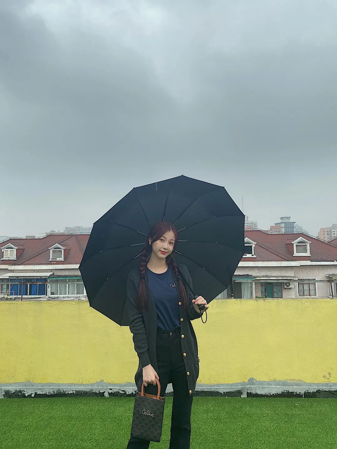 最新秋季穿搭攻略一件卫衣就够了,初秋穿搭秋冬卫衣