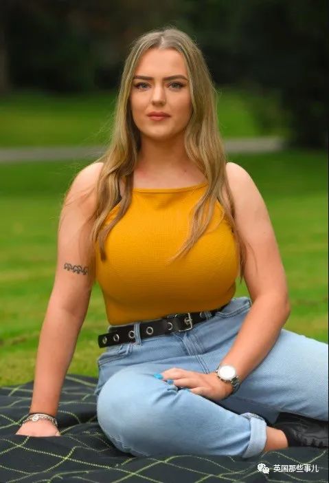 有一对J*杯罩**“卡通胸”是什么feel？妹子表示：太痛苦！很辛苦