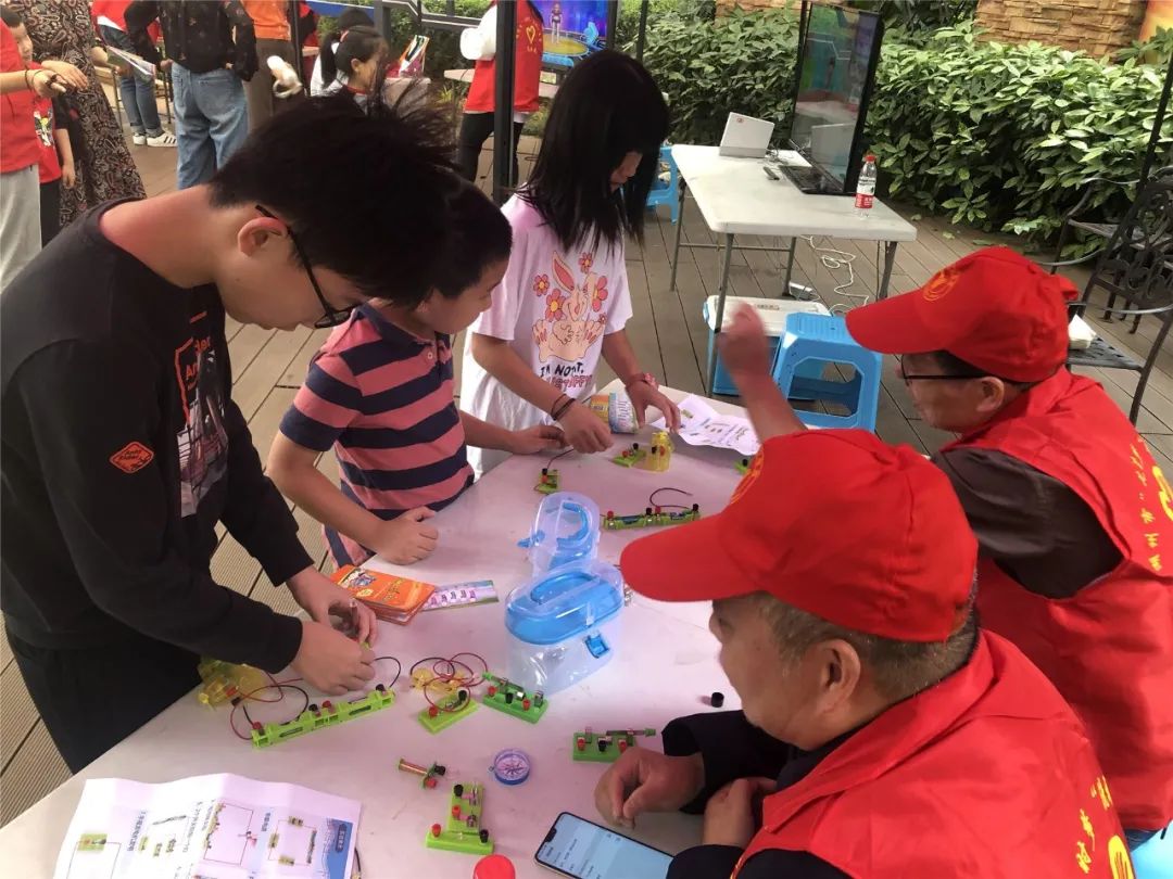 团聚湖州丨争当网络安全小达人！“儿时梦”流动少年宫走进仁皇山街道