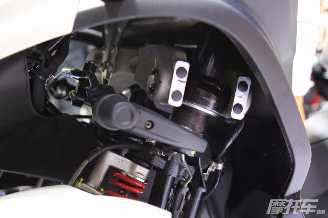 vespa重庆摩托车博览会新款发布,2021重庆摩博会vespa踏板