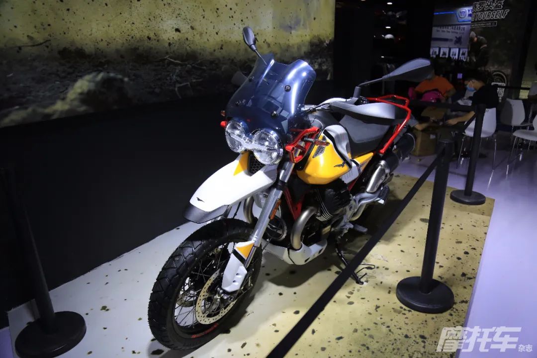 vespa重庆摩托车博览会新款发布,2021重庆摩博会vespa踏板