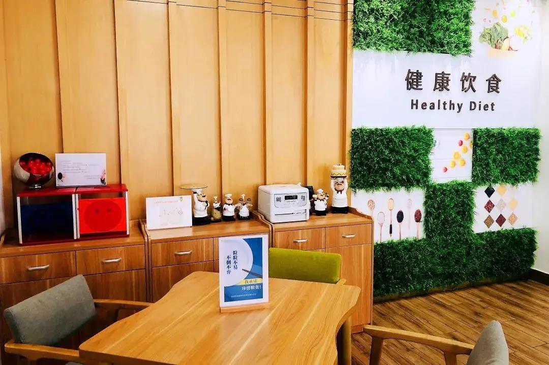 厉行勤俭节约拒绝餐饮浪费发言稿,厉行勤俭节约拒绝饮食浪费作文