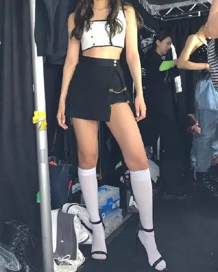 和程潇一起又懒又宅，能获得她的“懒身材”吗？「文末福利」