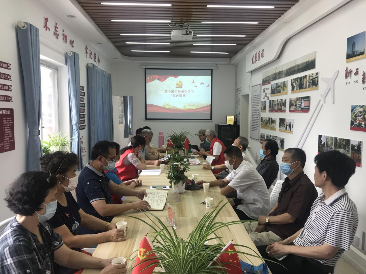 追寻红色足迹传承革命精神老党员,红色课堂老党员