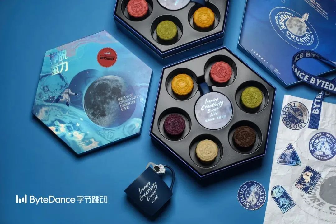 燃到不敢认!国货品牌月饼太美了,连老外都要疯*搞狂**代购