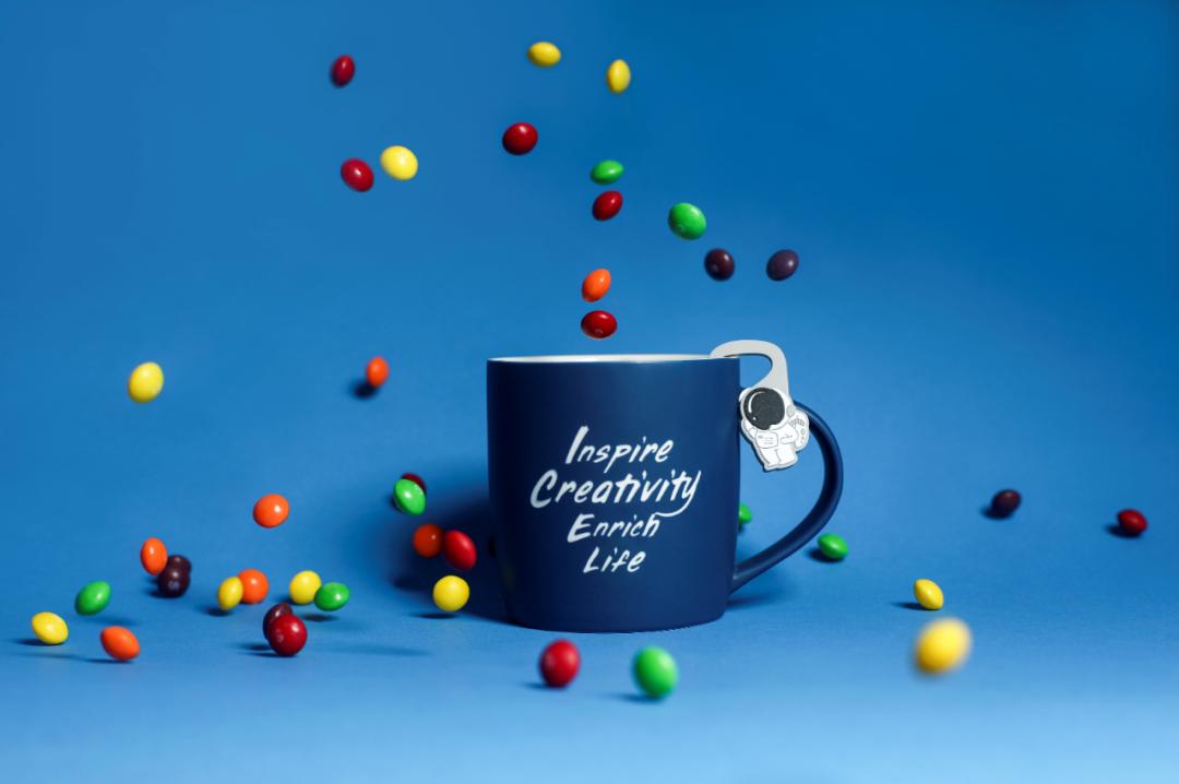 燃到不敢认！国货品牌月饼太美了，连老外都要疯*搞狂**代购