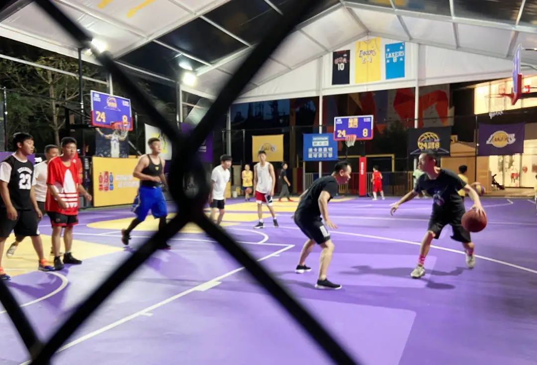 昆明西山南亚风情第壹城,昆明之夜不夜城